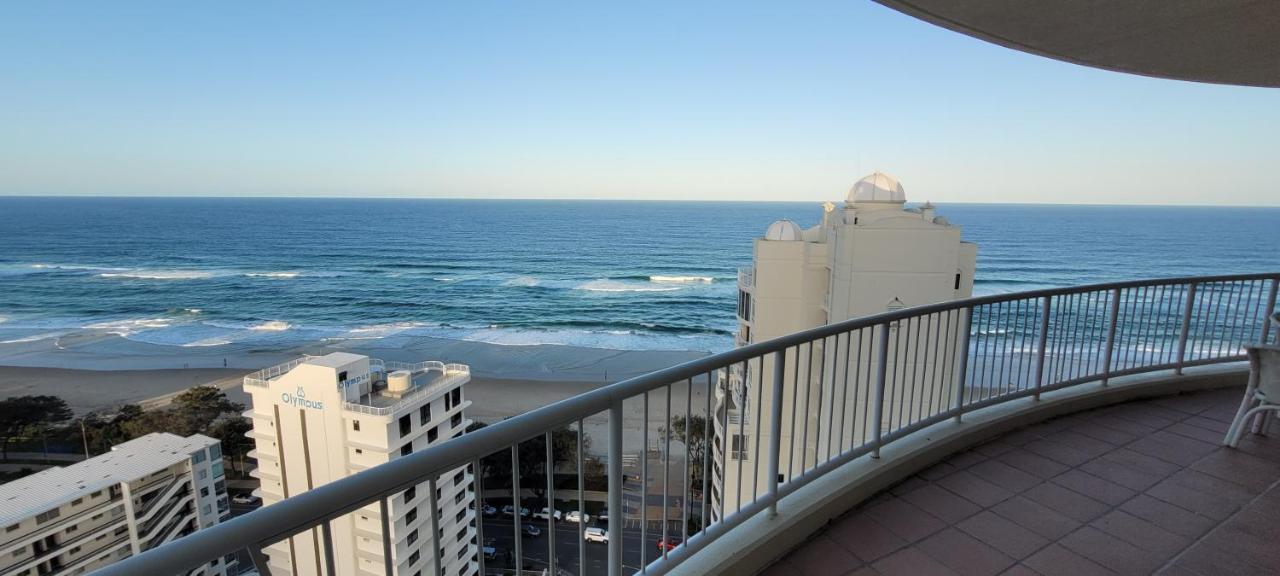 Apr Private Suites Moroccan By The Beach Gold Coast Exterior photo